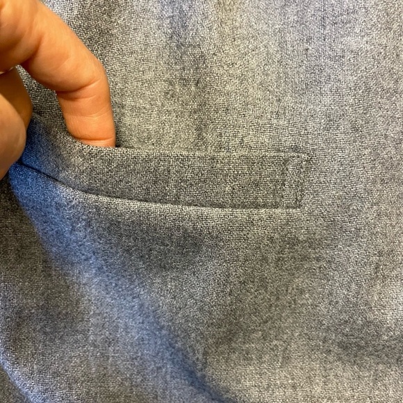 UNIQLO short sleeve grey shift dress with back zip and front pockets size XS - Picture 5 of 10